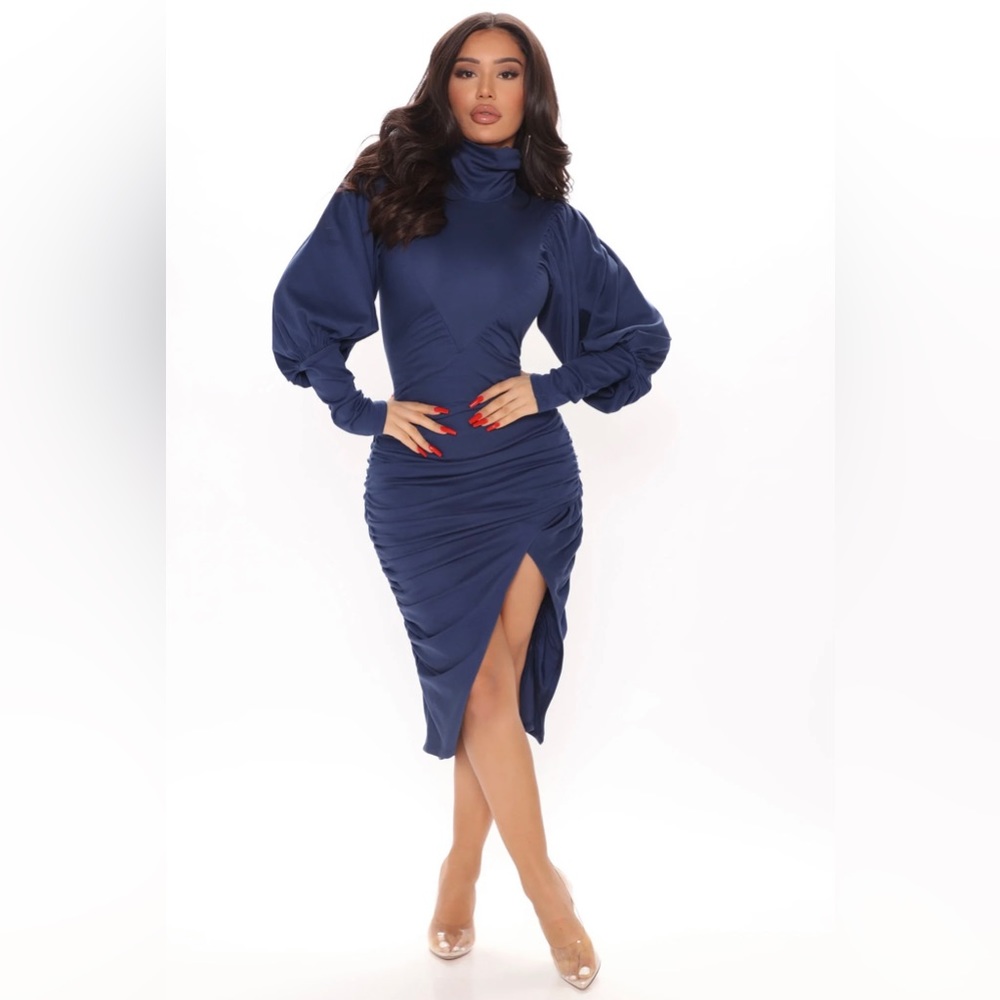 Fashion Nova Blue “Ruched to Perfection Midi Dress”
